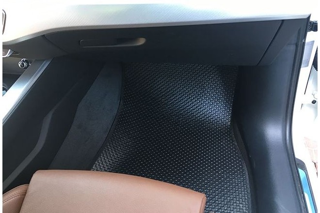 Top 7 dòng thảm lót sàn xe ô tô tốt nhất trên thị trường hiện nay